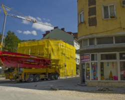 Подмяна водопровода на улица Априловска и ремонт на сградата на музея. Улица Априловска