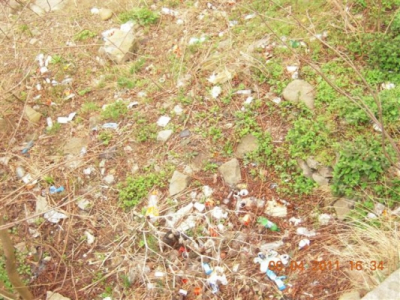 Разхвърляни боклуци в Габрово Габрово