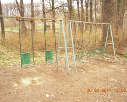 Люлки в парк Баждар Окаяните люлки