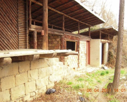 Така изглежда тази къща. Общ изглед на къщата