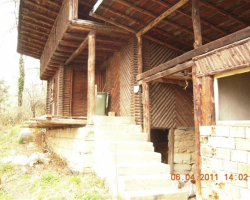 Отново изглед на къщата. Къщата